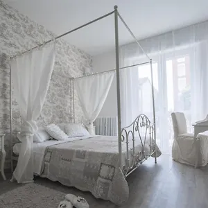 Bed & Breakfast Lilly Chic, Monza